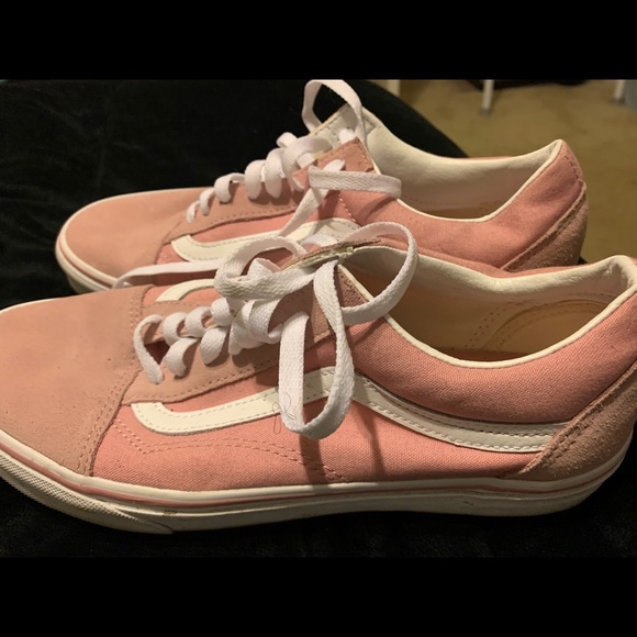 Vans - Picture 2 of 3